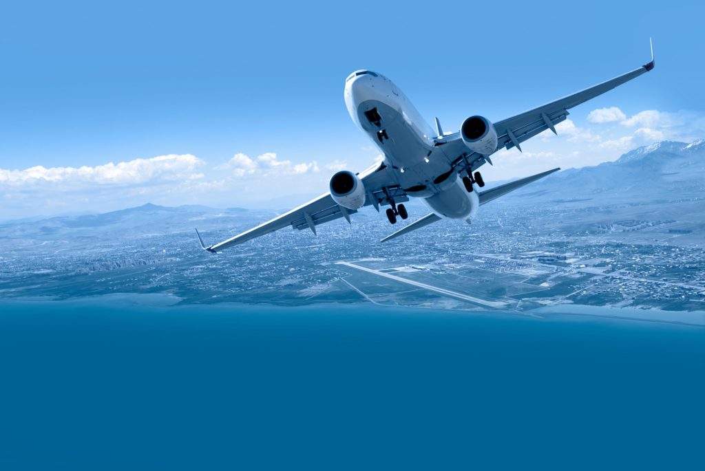 Compare Airlines Flying from UK to Hong Kong for Less