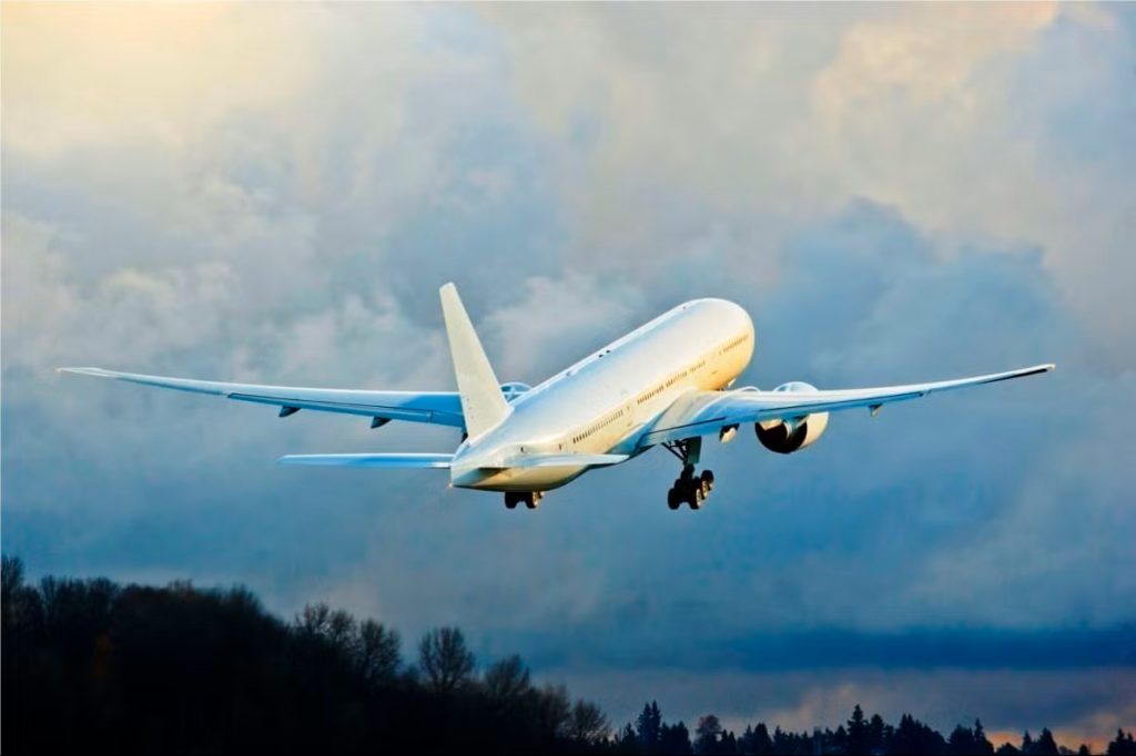 Budget Airlines Offering the Best UK to New York Flight Deals